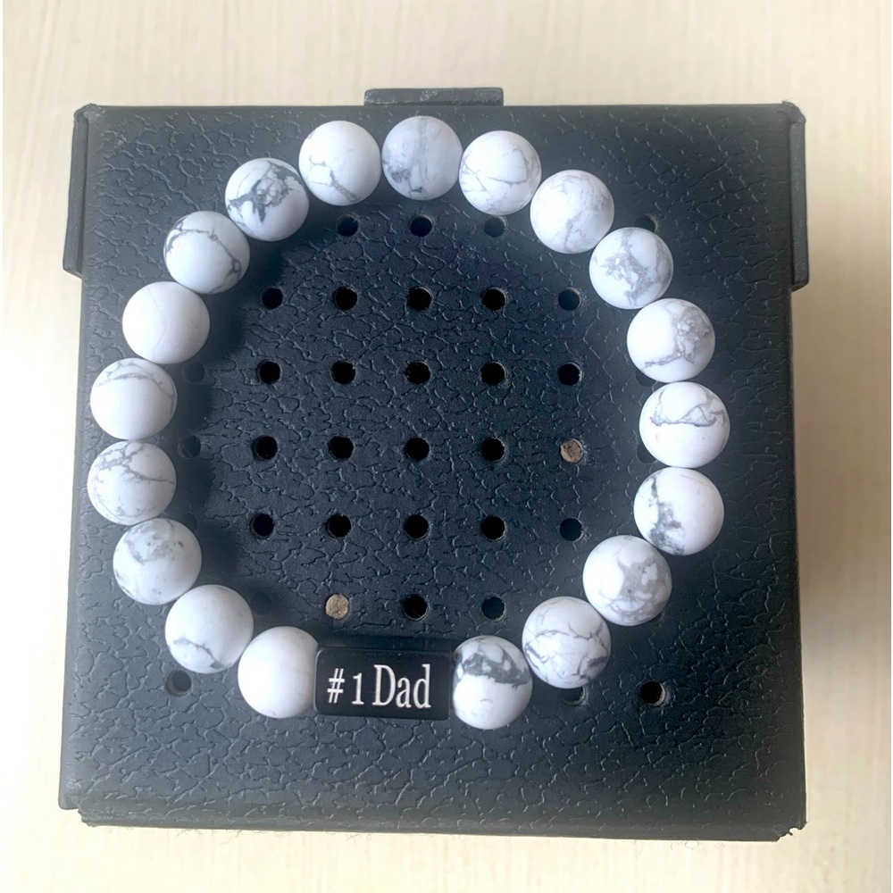 Natural howlite stretchable stone beaded #1 dad bracelet.